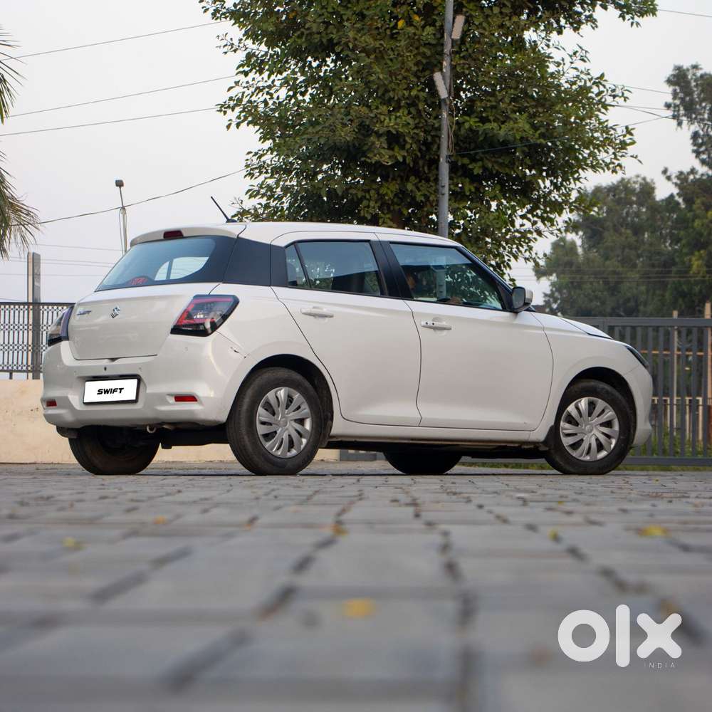 Maruti Suzuki Swift 1.2 Vxi (o), 2024, Petrol