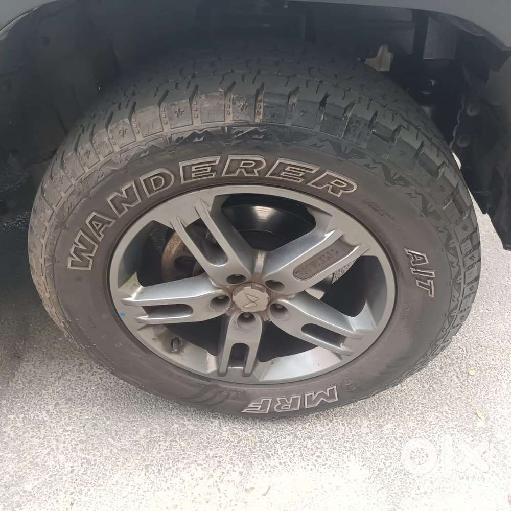 Mahindra Thar Lx P 2wd At Ht [2022 - 2025], 2023, Petrol