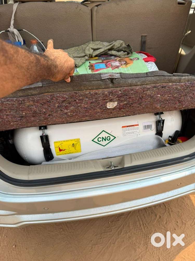 Maruti Suzuki Ertiga 2024 Cng & Hybrids 44375 Km Driven