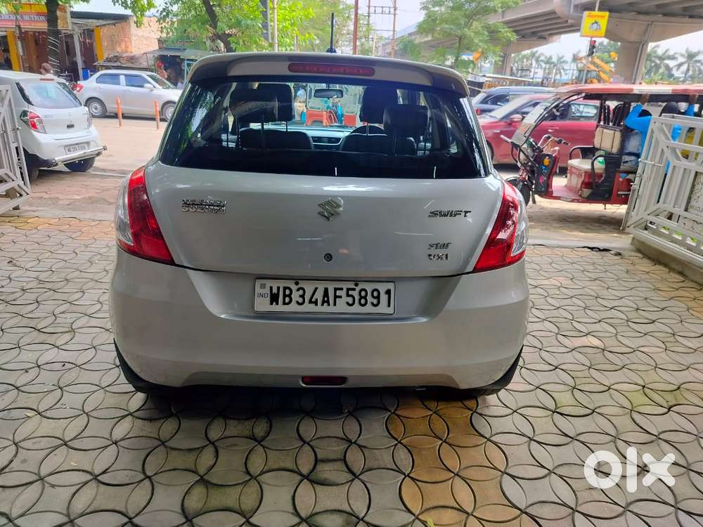 Maruti Suzuki Swift Vxi 1.2 Abs Bs-iv, 2013, Petrol