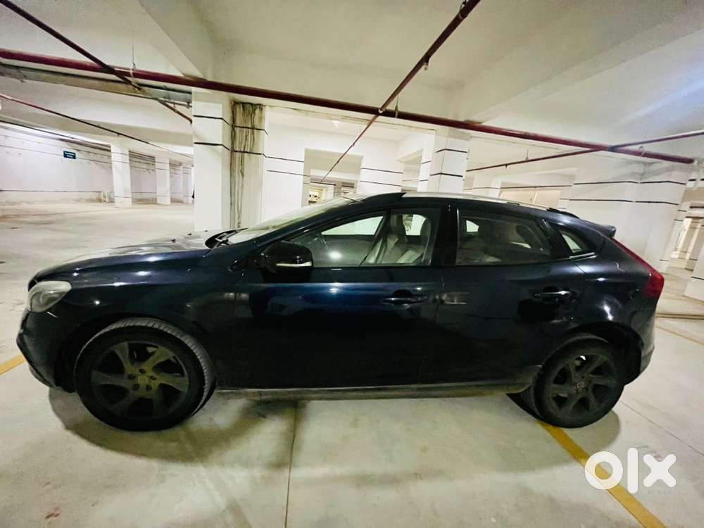 Volvo V40 Cross 2015