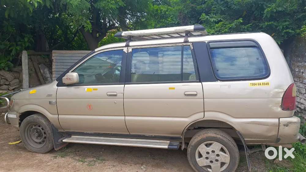 Chevrolet Tavera Neo 2015
