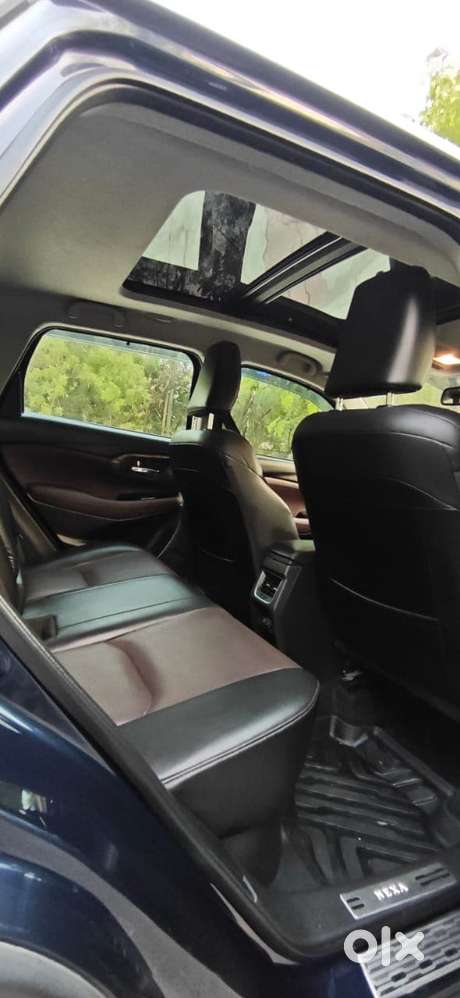 Maruti Suzuki Grand Vitara 1.5 Alpha Awd, 2022, Petrol