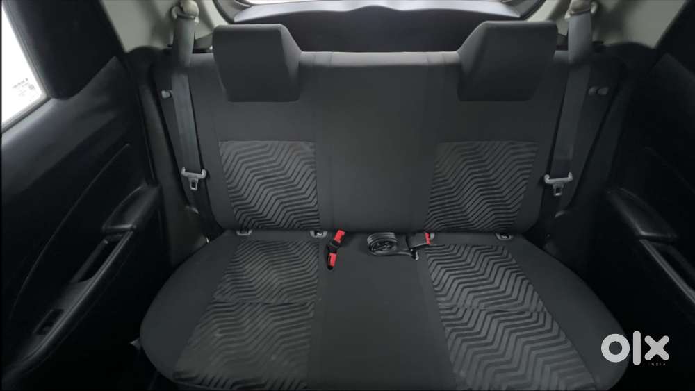 Maruti Suzuki Swift Amt Vvt Vxi, 2018, Petrol