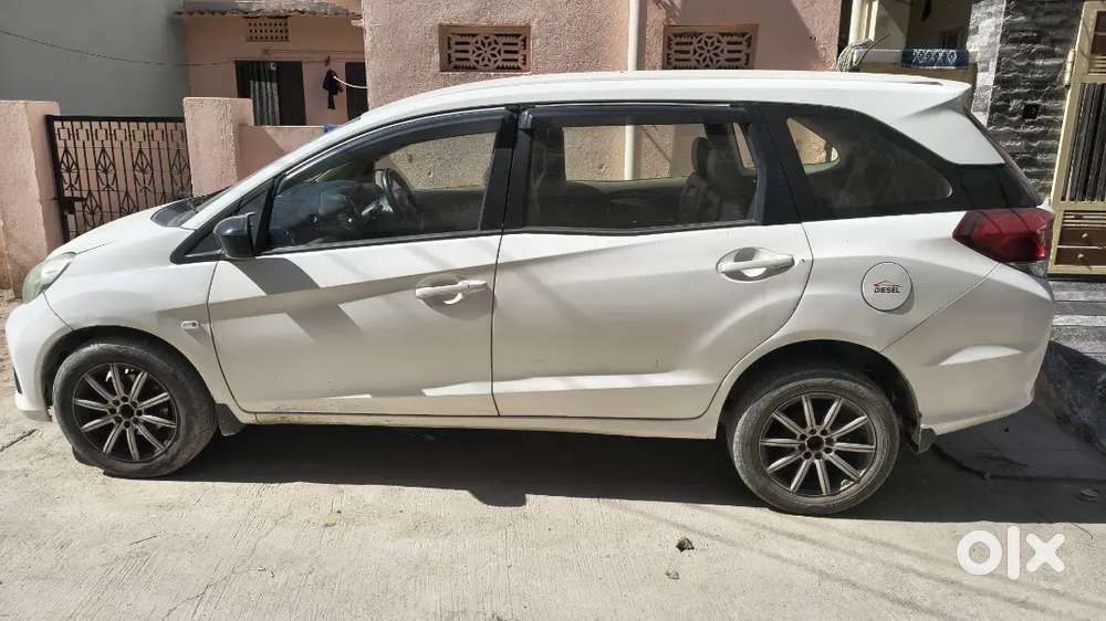 Honda Mobilio 2015 Diesel Well Maintained