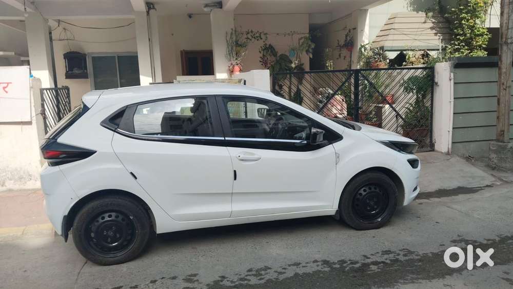Tata Car Hybrid 2025