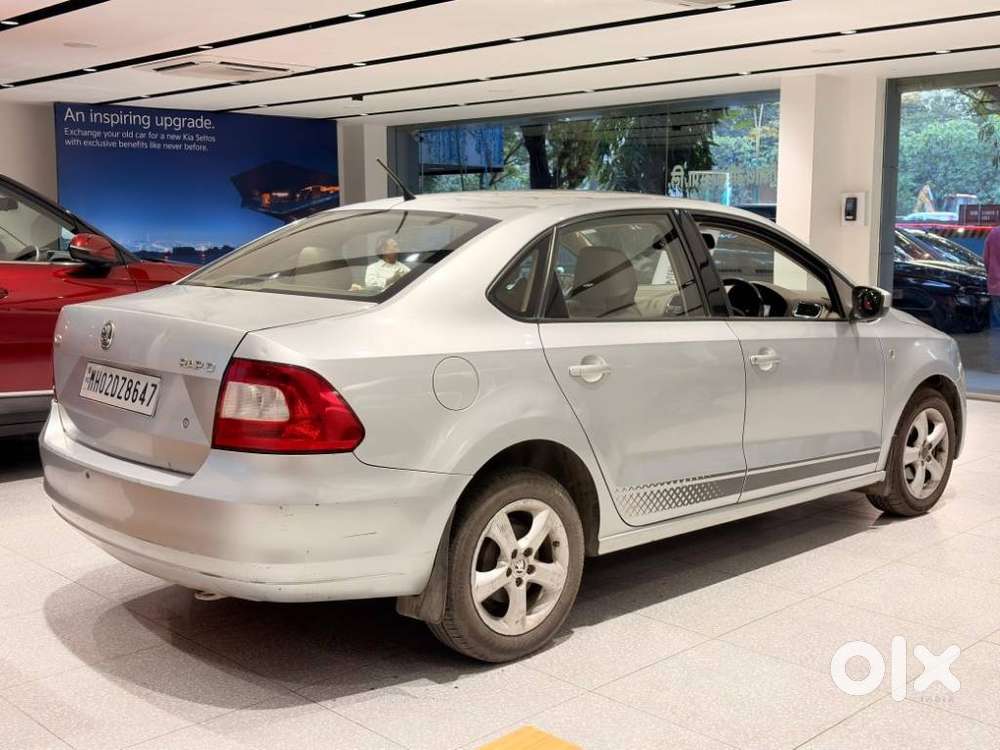 Skoda Rapid 1.6 Mpi Ambition, 2015, Petrol