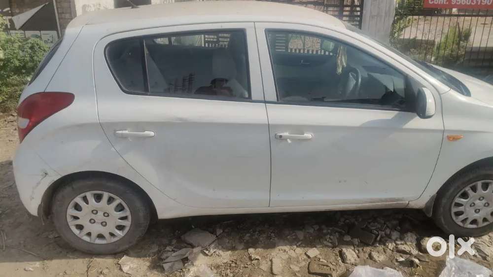 Hyundai I20 2011 Petrol Well Maintained