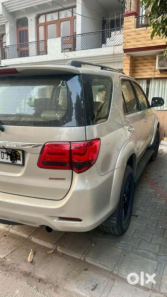 Toyota Fortuner 2015 Diesel Well Maintained