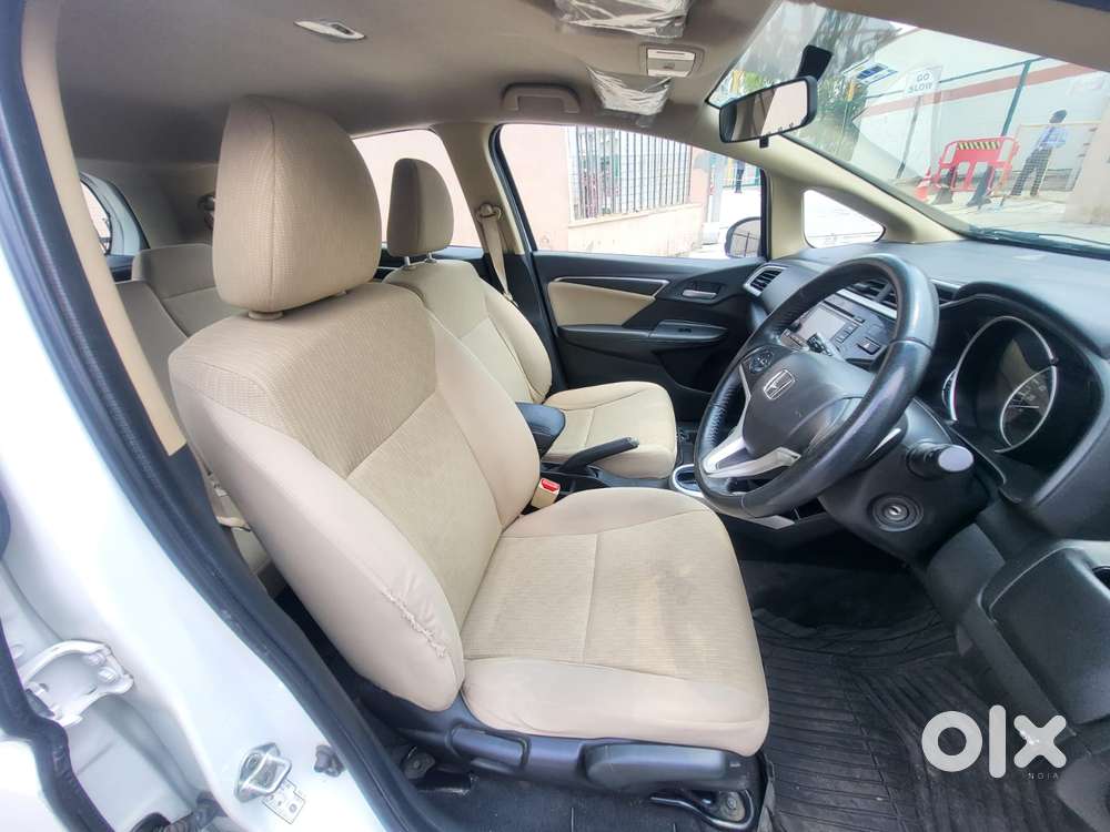 Honda Jazz V Automatic, 2017, Petrol