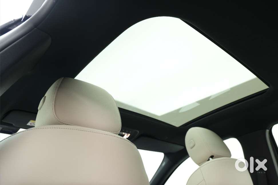 Mercedes-benz A-class Limousine 1.3 A 200, 2023, Petrol