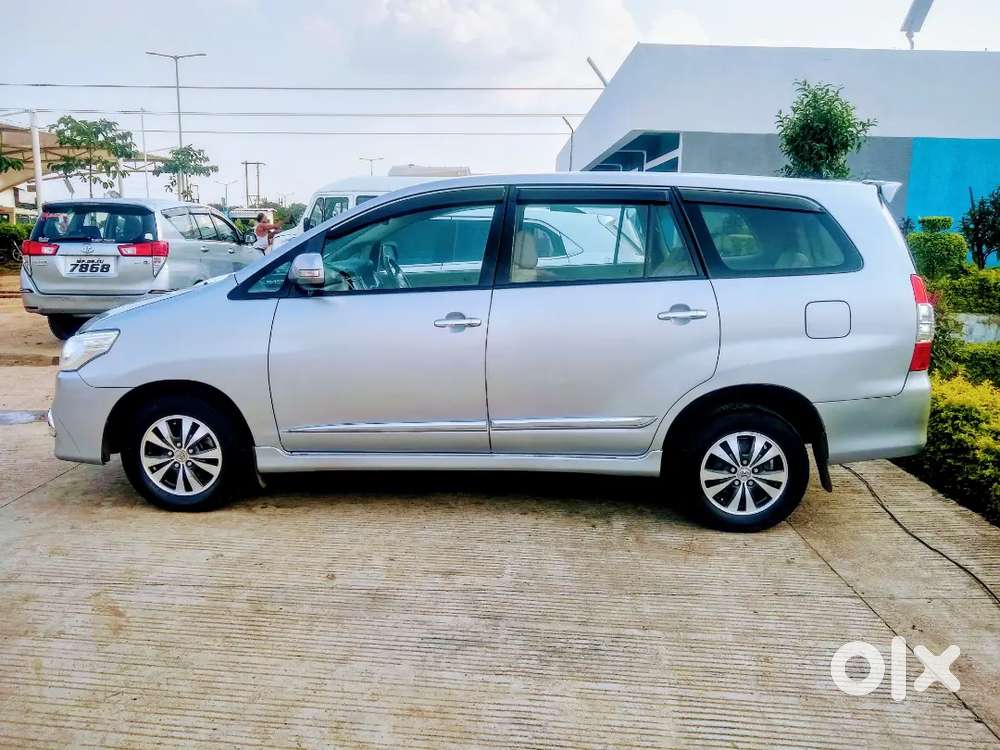 Toyota Innova 2016 Diesel Well Maintained