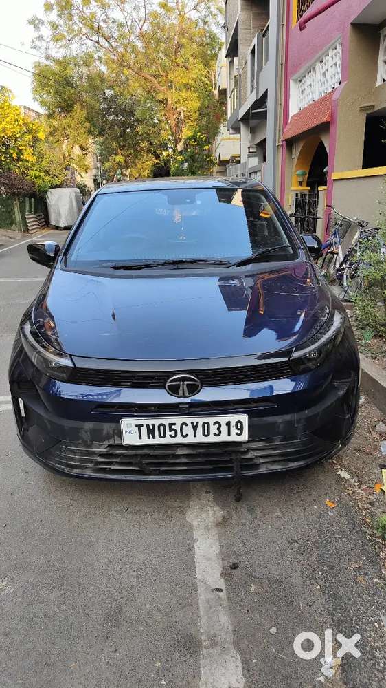 Tata Altroz 2025 Petrol 2500 Km Driven