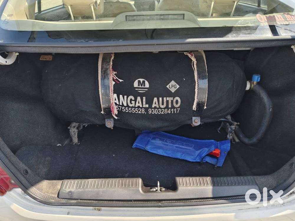 Maruti Suzuki Dzire 1.2 Vxi, 2021, Petrol