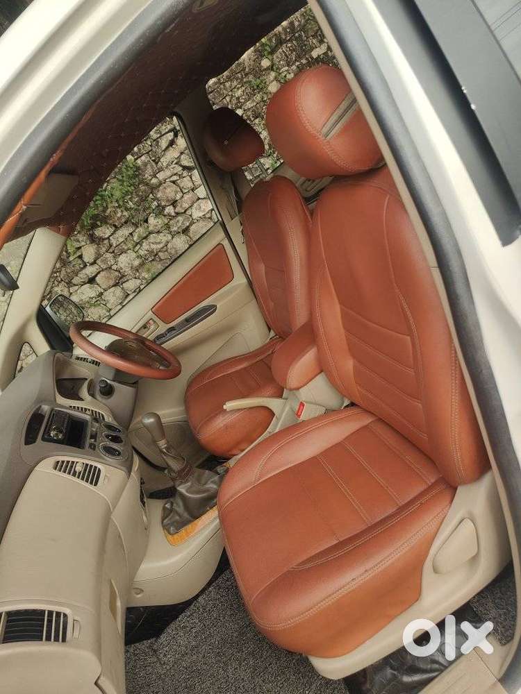 Toyota Innova 2.5 G (diesel) 8 Seater, 2006, Diesel
