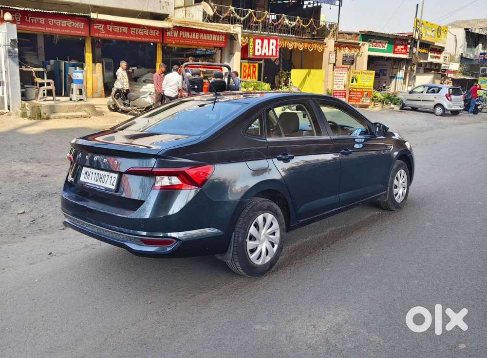 Skoda Slavia Active 1.0l Tsi Mt, 2022, Petrol