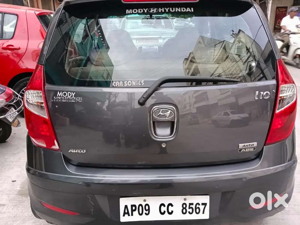 Hyundai Grand I10 Petrol Automatic 2011
