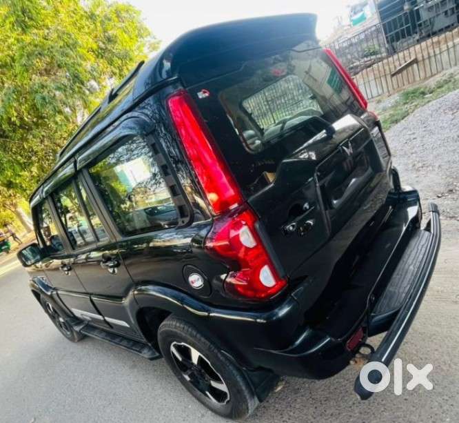 Mahindra Scorpio Classic 2.2 S 11 Mt 7 Str, 2024, Diesel