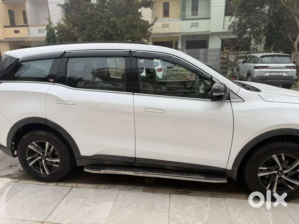 Mahindra Xuv700 Diesel Good Condition