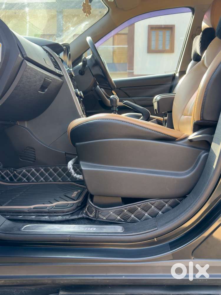 Mahindra Xuv500 W11 Mt  Diesel