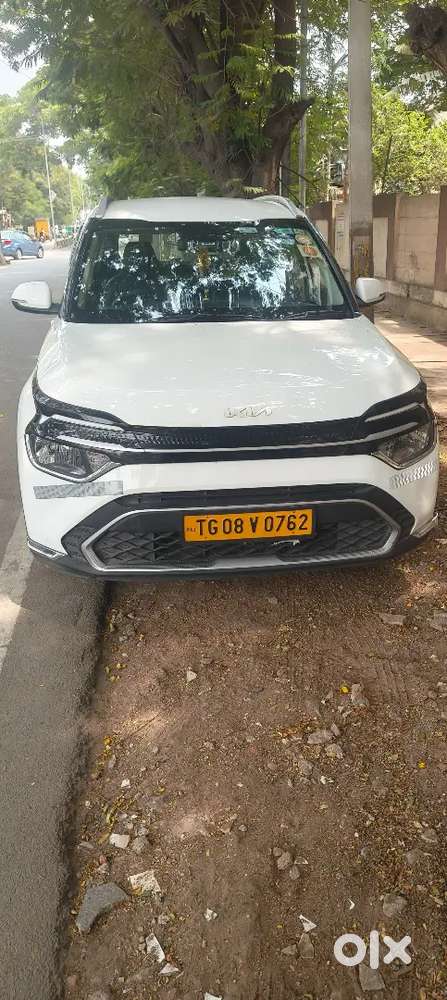 Kia Carens 2025 Petrol + Cng Extra Fitment Recently 50000 Km Driven