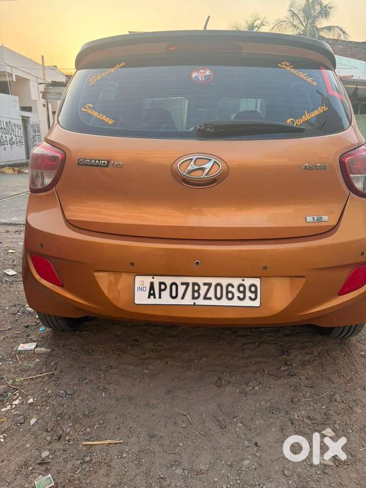 Hyundai I10 2014 Petrol 122000 Km Driven