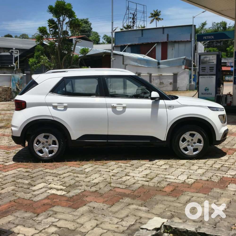 Hyundai Venue S Turbo, 2019, Petrol