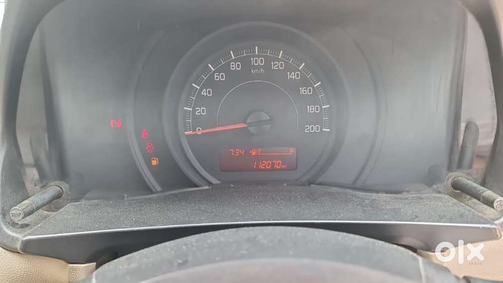 Maruti Suzuki Dzire 1.2 Lxi, 2018, Petrol