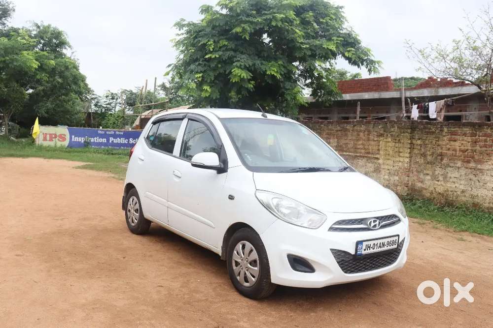 Hyundai I10 Sportz 2011 (paper Valid Till 2031)