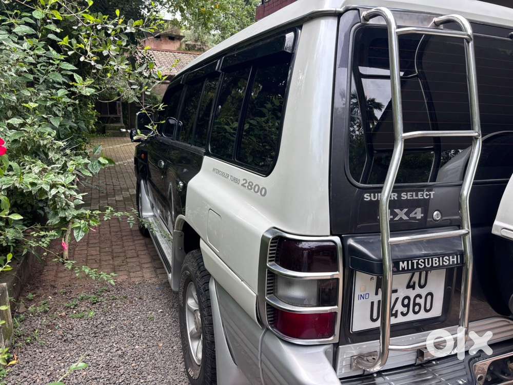 Mitsubishi Pajero 2011 Year