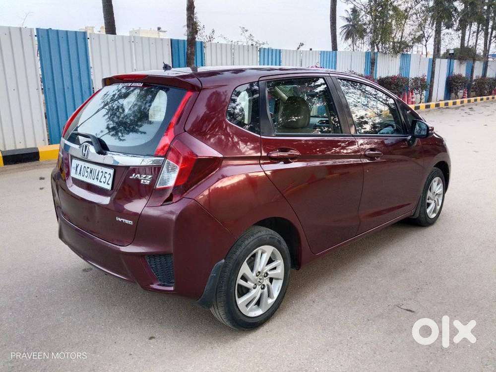 Honda Jazz V Automatic, 2016, Petrol
