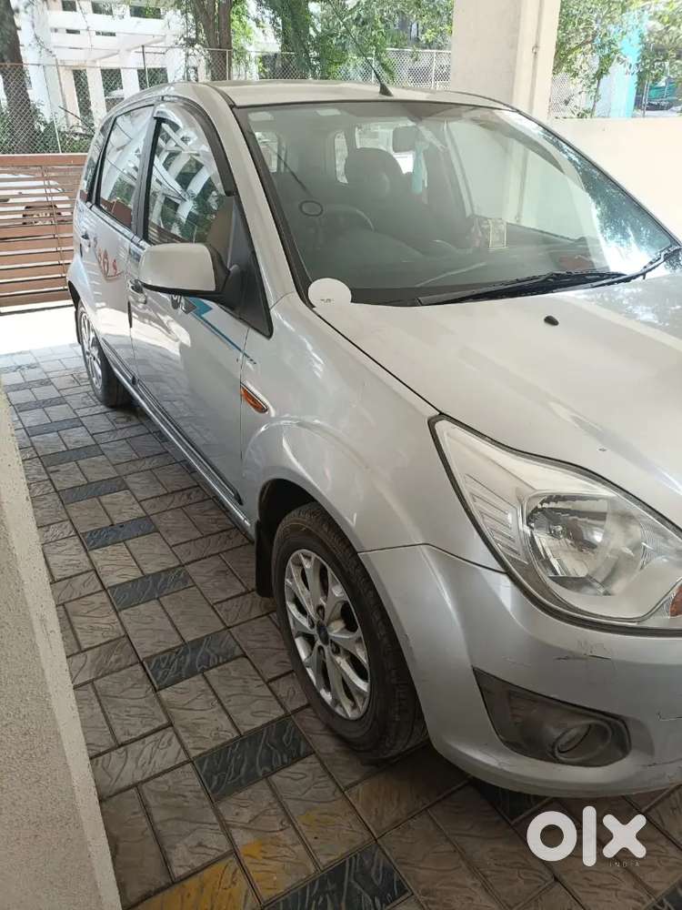 Ford Figo 1.5 Titanium 2014