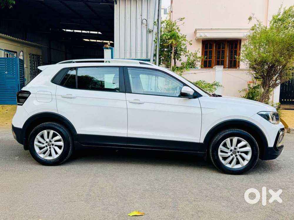 Volkswagen Taigun 1.0 Tsi Highline At, 2022, Petrol