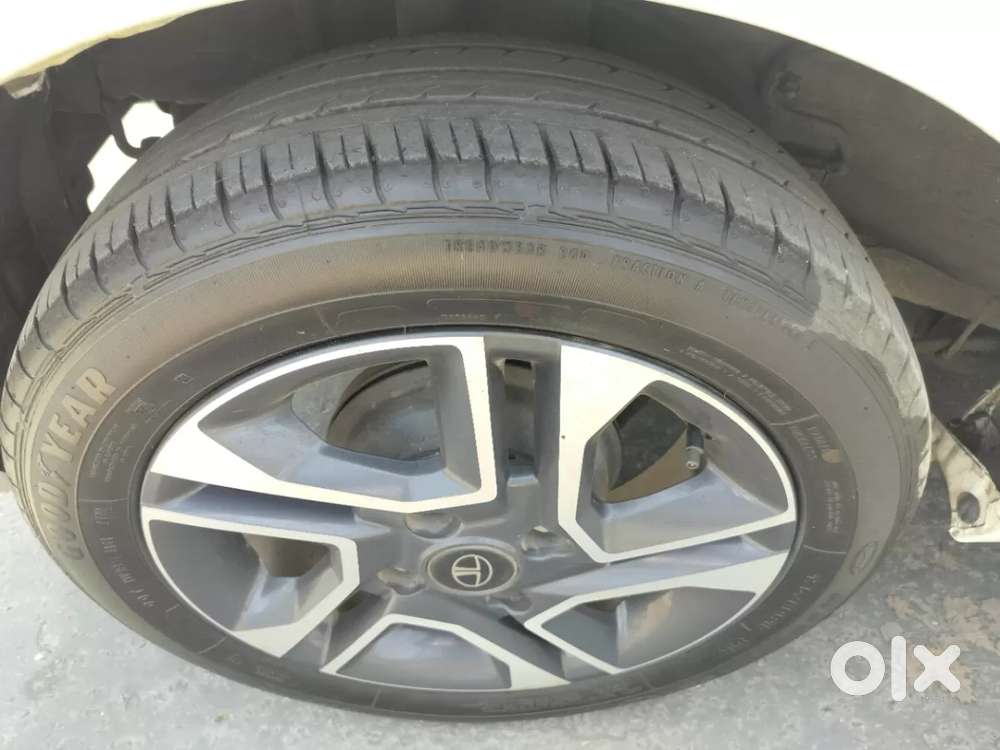 Tata Tiago Xza Plus, 2022, Petrol