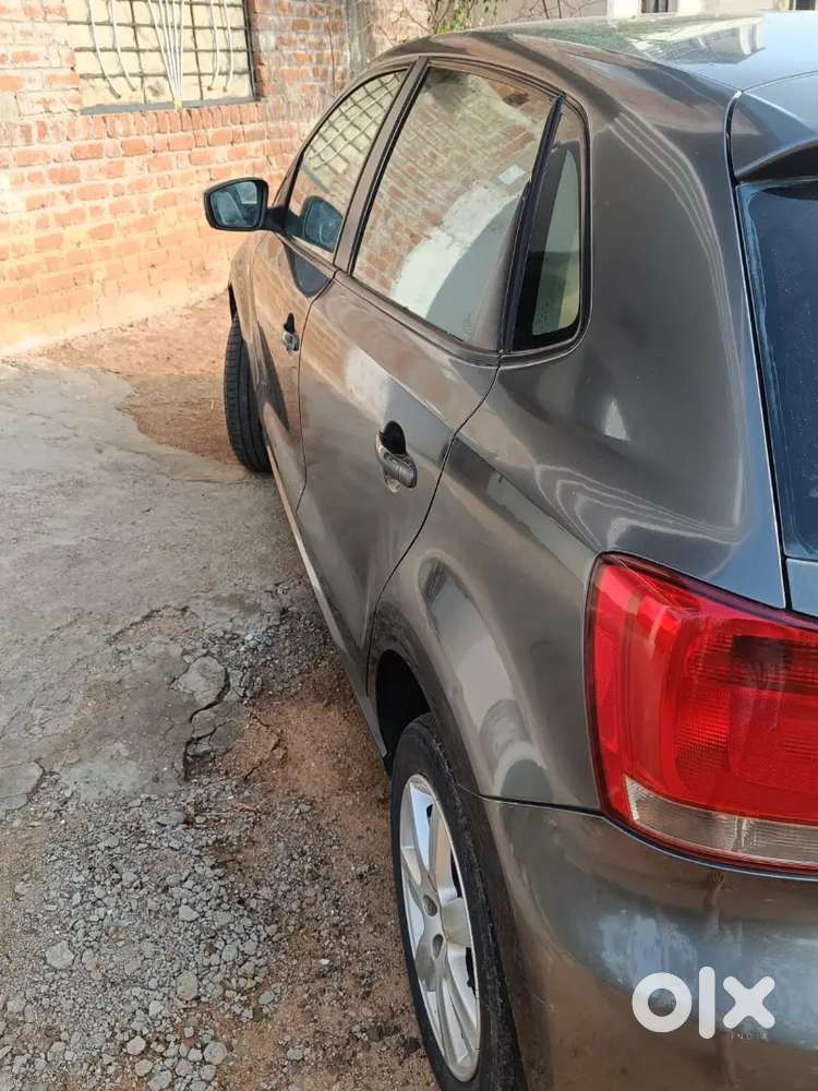 Volkswagen Polo 2011 Petrol 83000 Km Driven