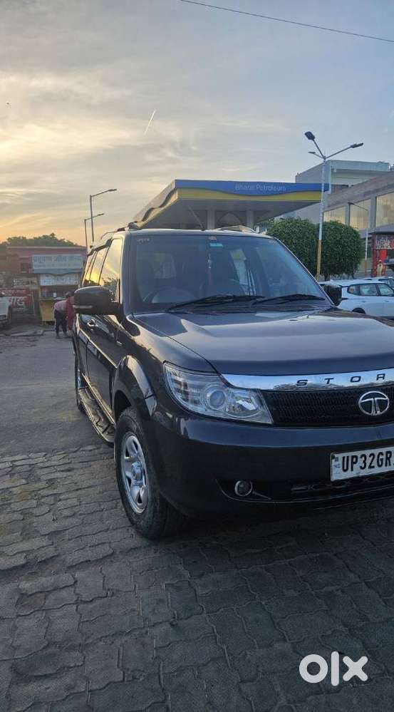 Tata Safari Storme, 2015