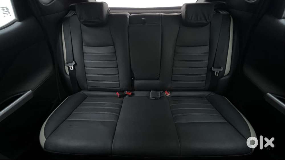 Nissan Magnite 1.0 Xv Premium Turbo Cvt, 2022, Petrol