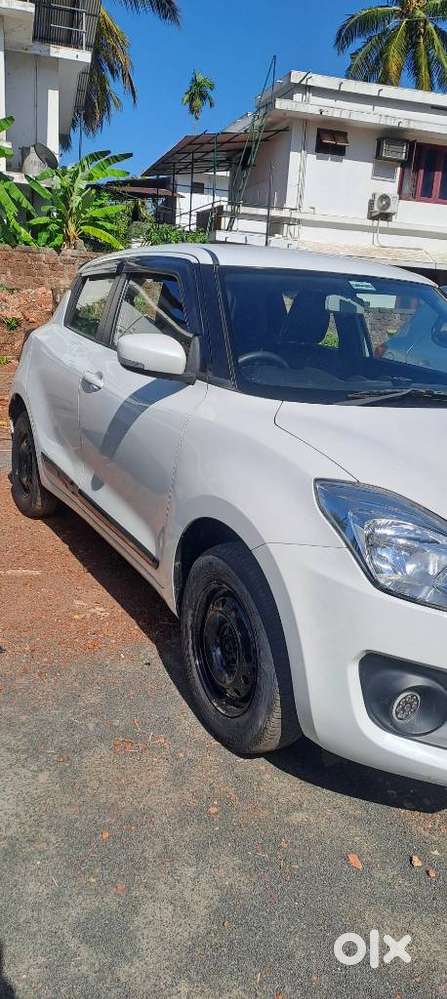 Maruti Suzuki Swift 1.2 Vxi (o), 2022, Petrol