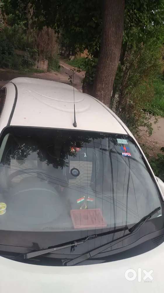 Alloy Wheel,power Window,power Mirror,power Steering,blutooth Stereo,