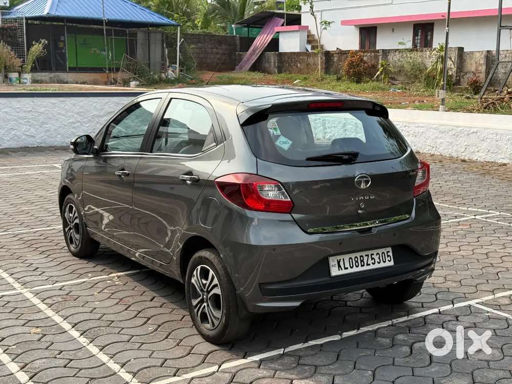 Tata Tiago 2022 Petrol+cng 20000 Km Driven