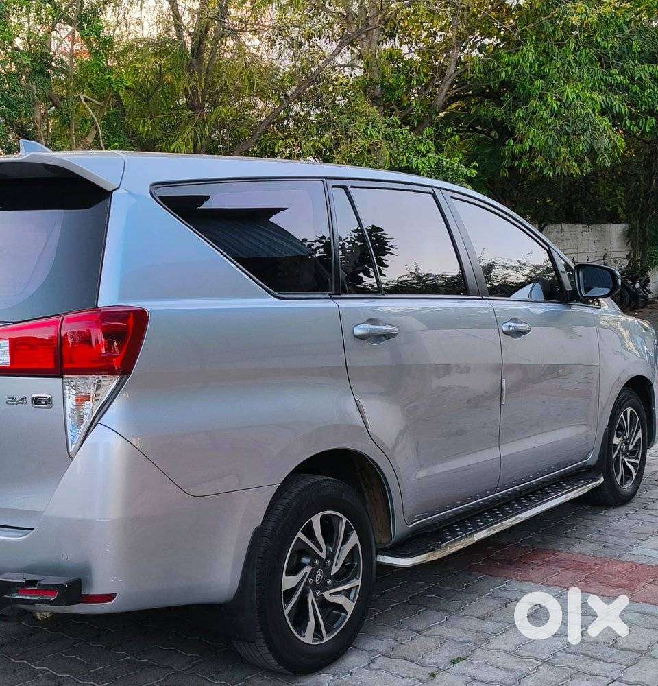 Toyota Innova Crysta 2.4 G Mt, 2021, Diesel