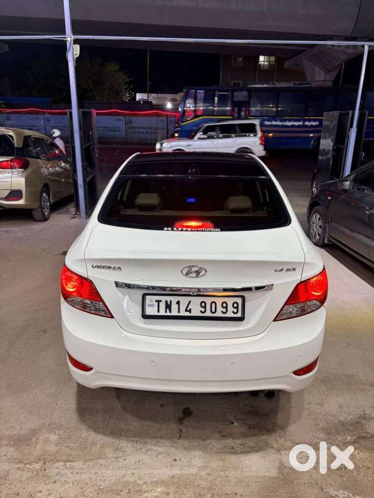 Hyundai Verna 1.5 Sx (o) Diesel At, 2014, Diesel