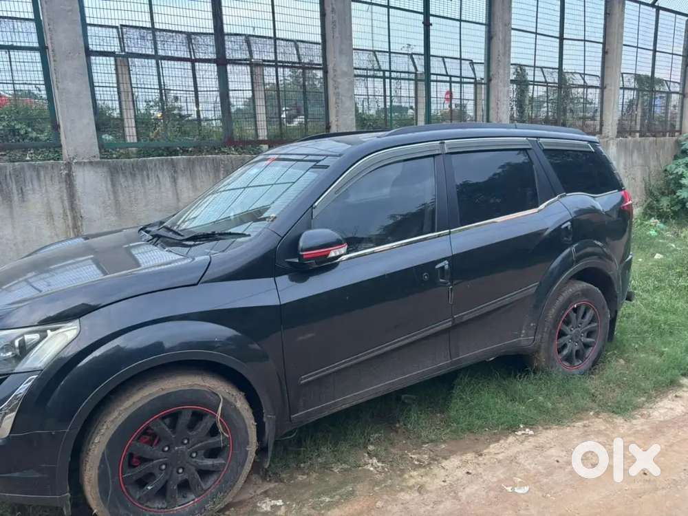 Mahindra Xuv500 2.2 W10 2016