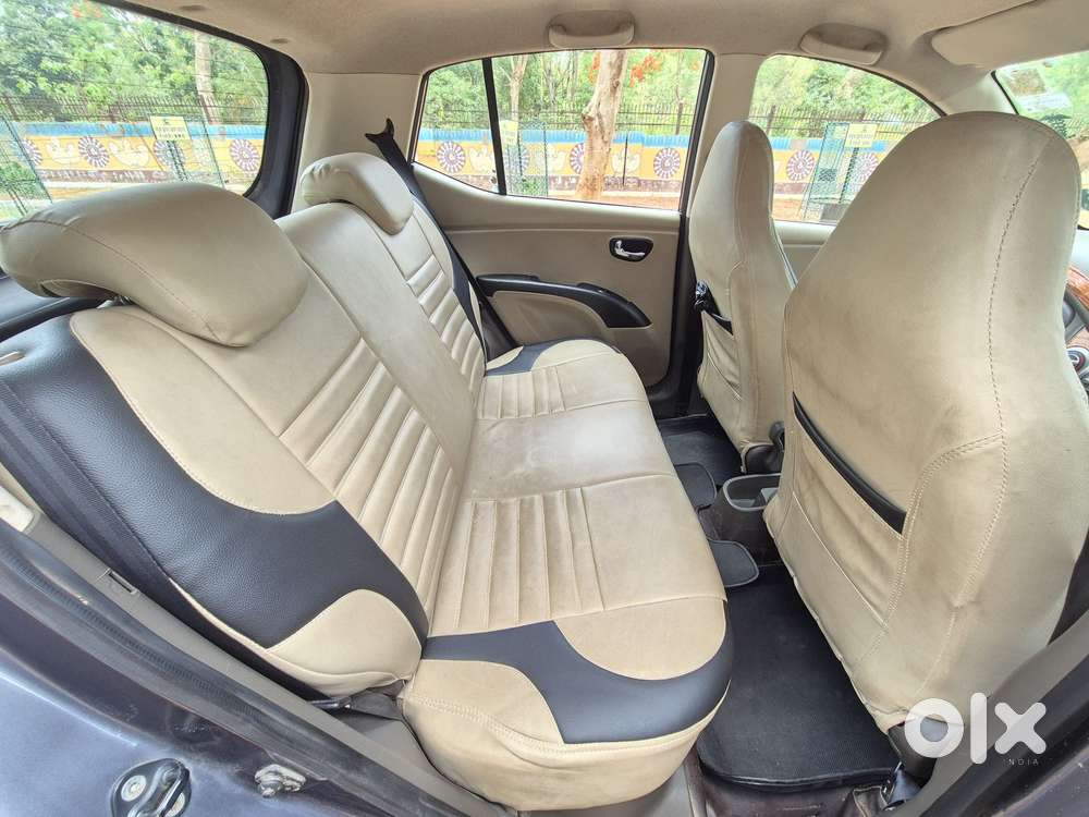 Hyundai I10 Sportz At, 2013, Petrol