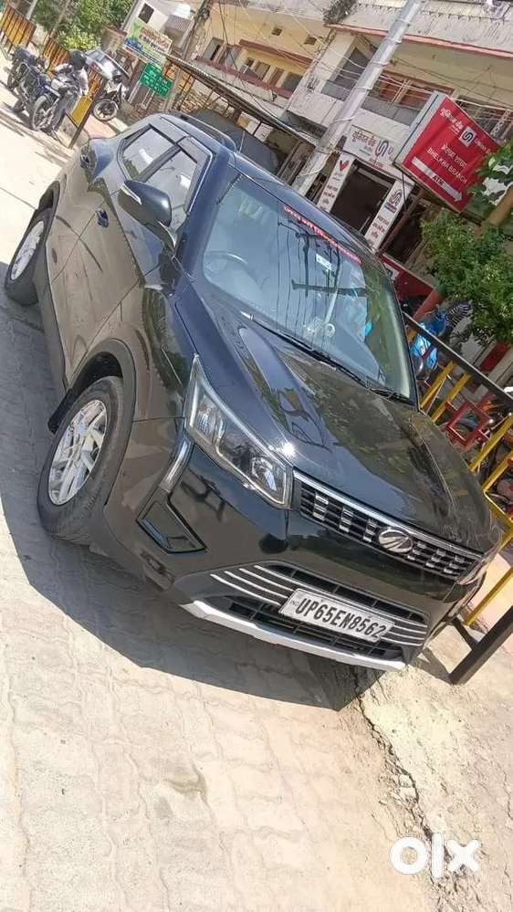 Mahindra Xuv300 W8, 2022, Petrol