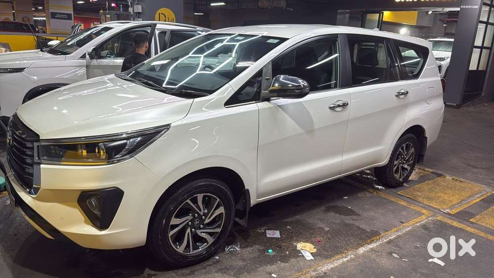 2022 Toyota Innova Crysta