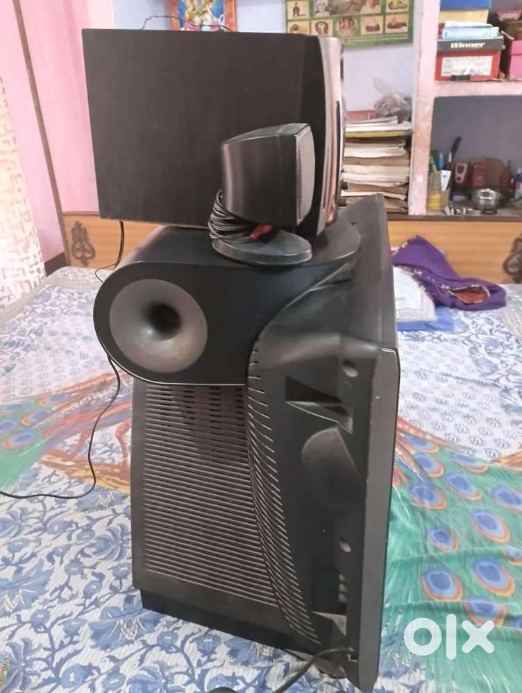 LG TV 21 Colour woofer system साथ मे intex ka woofer free