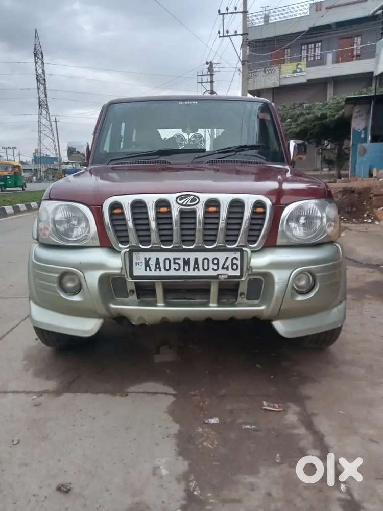 Mahindra Scorpio 2002