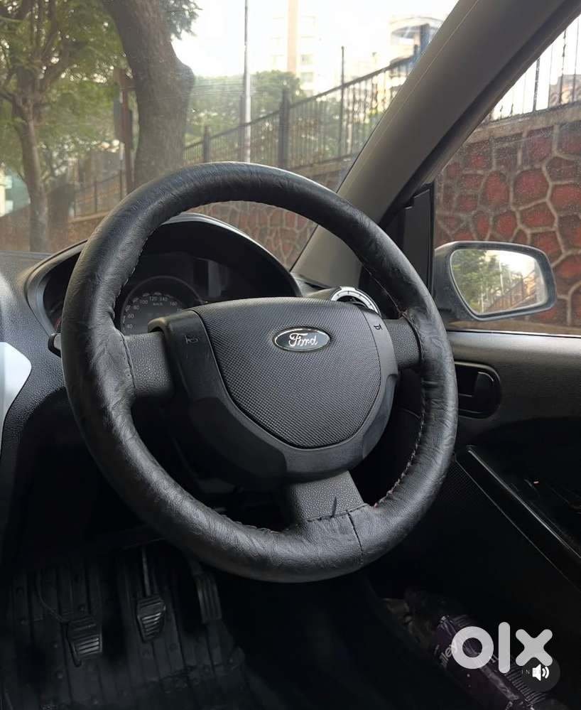 Ford Figo Petrol 2011