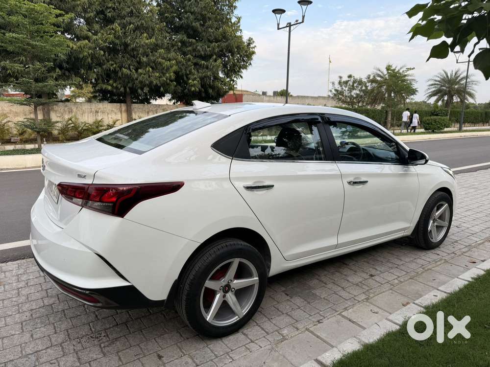 Hyundai Verna 1.5 Sx Vtvt, 2023, Petrol